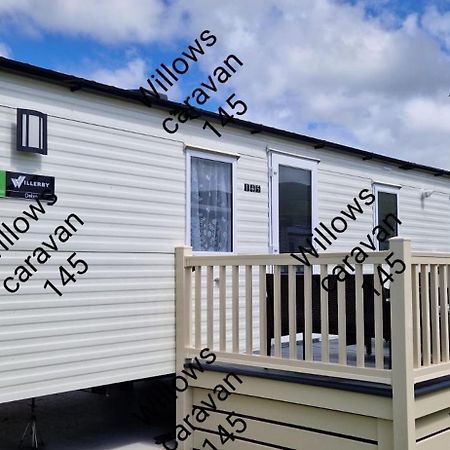 Willows Caravan 145 Llanddwywe Exterior photo