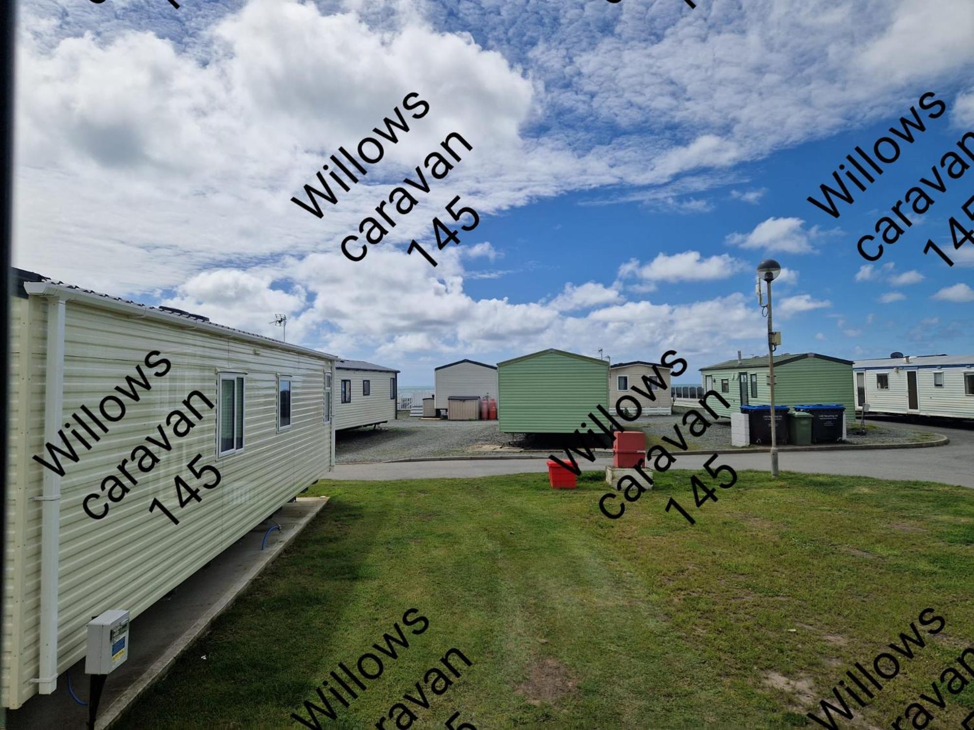 Willows Caravan 145 Llanddwywe Exterior photo